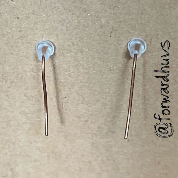 Hand Crafted Shell Earrings – Carved Front & Iridescent Back - Picture 7 of 8